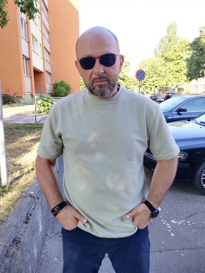  ,   Dmitrij, 52 ,   ,   