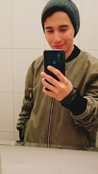  ,   Mikaias, 26 ,   ,   