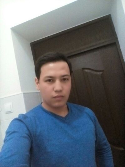  ,   Davron, 32 ,  