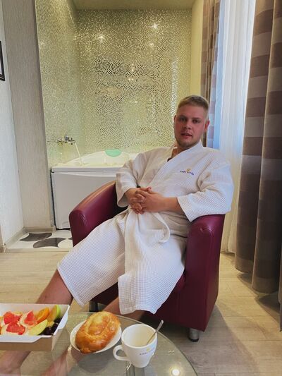  -,   Mikhail, 30 ,   ,   