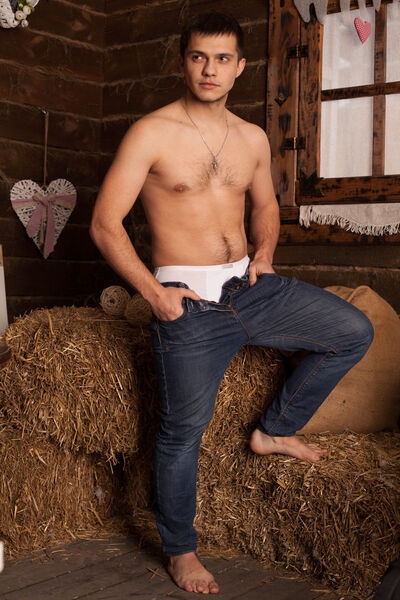  ,   Roman, 33 ,   ,   , c 