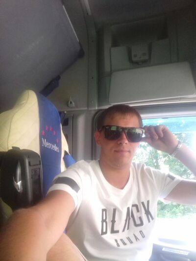  ,   Denis, 39 ,   ,   , c 