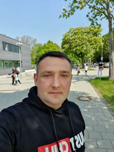  ,   Maks, 38 ,   ,   