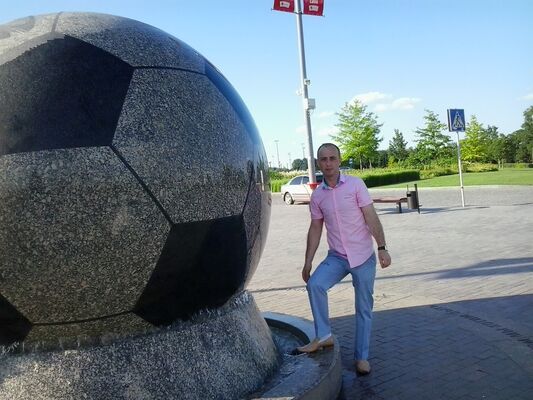  ,   Zaza, 42 ,   ,   , c 