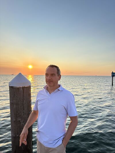 ,   Vladislav, 52 ,   ,   