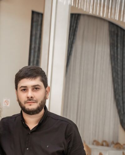  -,   Iskandar, 28 ,   ,   , c , 