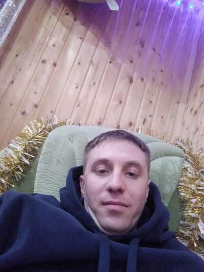  -,   Denis, 34 ,   c 