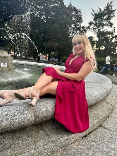  Leer,   Natali, 52 ,     , c 