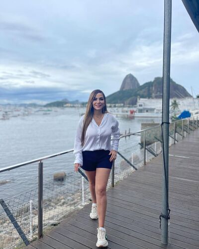  ,   Jasmine, 26 ,   c 