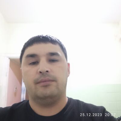  ,   Kamoliddin, 40 ,   ,   