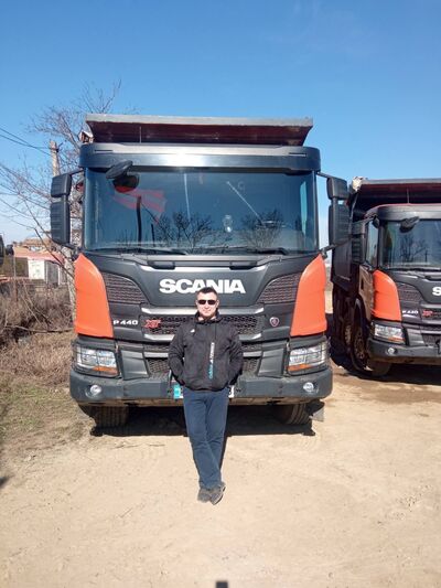  ,   Lizun, 40 ,   ,   
