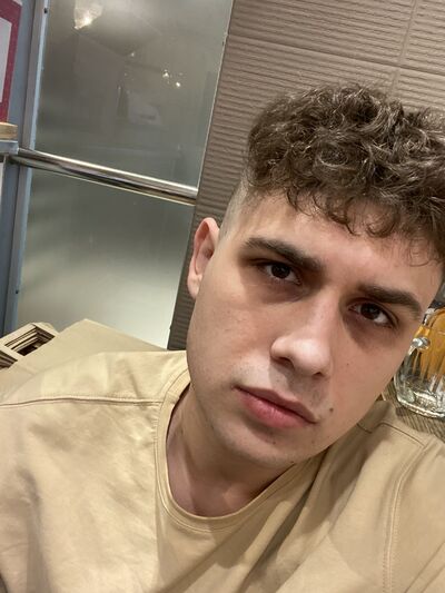  -,   Roman, 33 ,   ,   