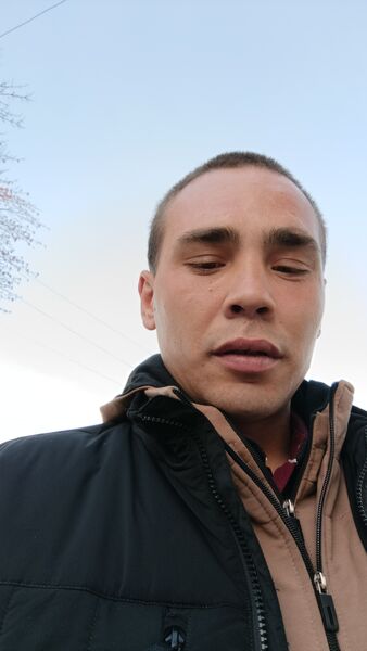  ,   Vovka, 33 ,   ,   