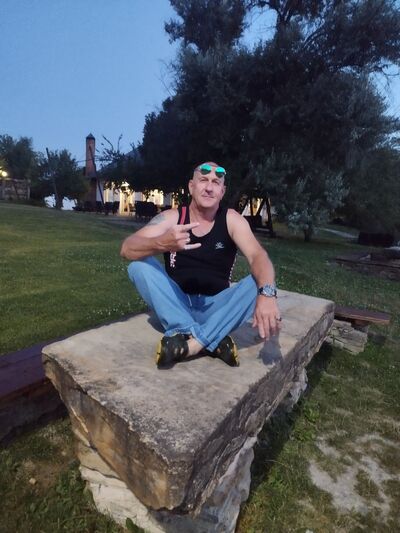  ,   Valer, 55 ,   ,   