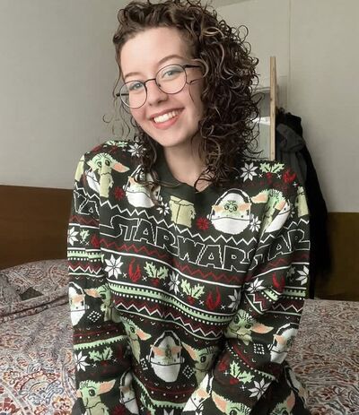  ,   Annah belle, 22 ,   ,   