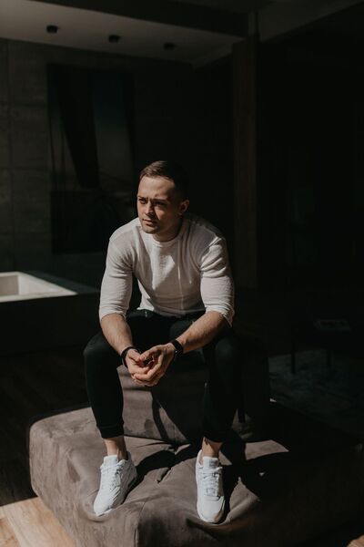 -,   , 32 ,  