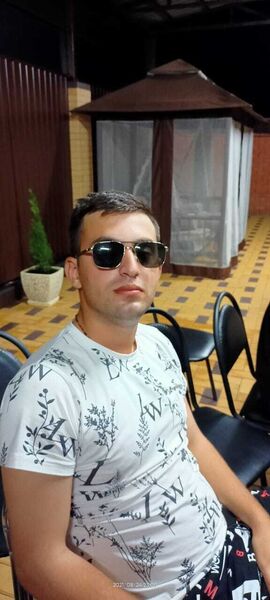  ,   Artur, 24 ,   ,   , c 