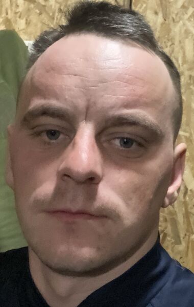 ,   Antony, 31 ,   ,   