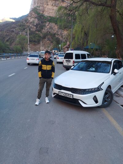  ,   Quvonchbek, 33 ,   ,   