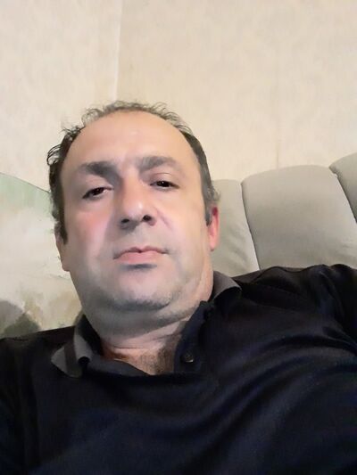  ,   Armen, 49 ,   ,   , c 