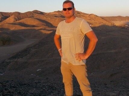  ,   Georgiy, 48 ,  