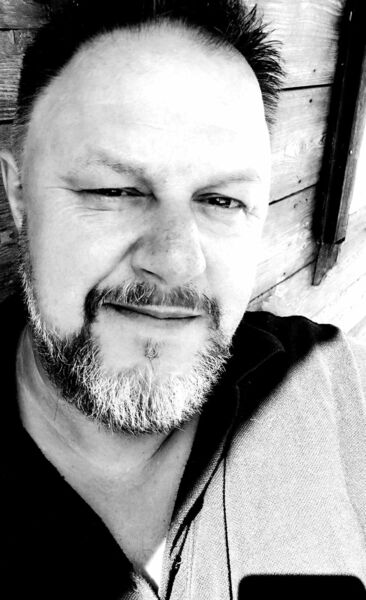  -,   Zbylu, 51 ,   ,   