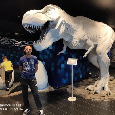  ,   Yanik, 43 ,   ,   , c 