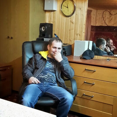  ,   Mnjo, 44 ,   