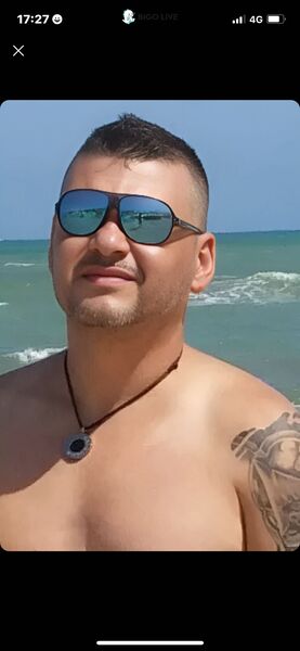  ,   Leonard, 33 ,   ,   