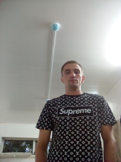  ,   Anatolii, 41 ,   ,   , c 