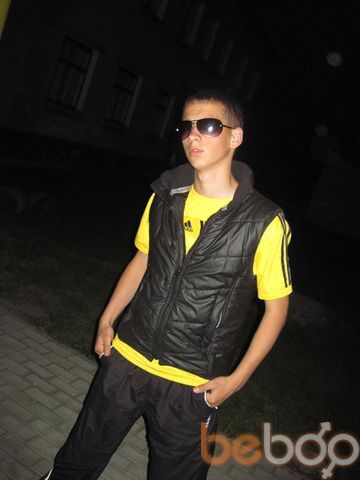  ,   Adidas, 32 ,   ,   , c 