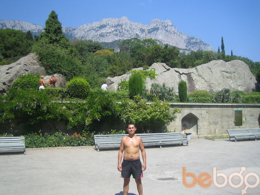  ,   Georg, 48 ,  