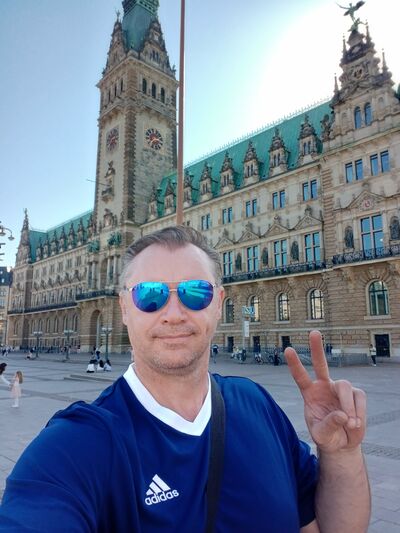  ,   Viktor, 49 ,   ,   , c 