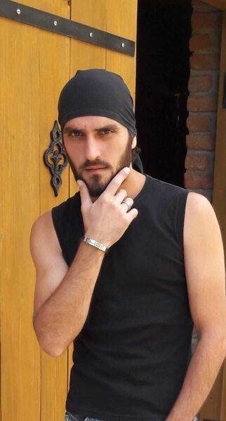  ,   Mishka, 30 ,  