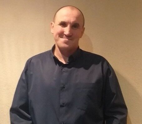  18756568  Andrei, 52 ,    