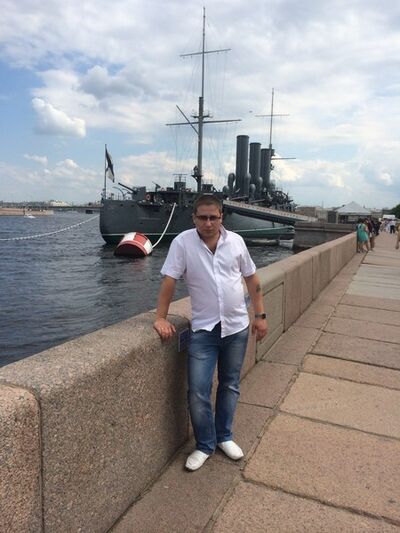  ,   Denis, 40 ,   