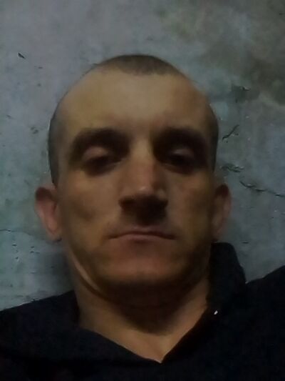  ,   Vana, 41 ,   