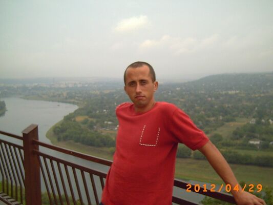  ,   Dragos, 43 ,     , c 
