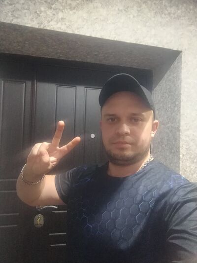  ,   Nikolai, 37 ,   c 
