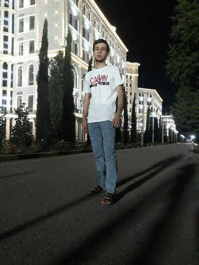  ,   Sharifjon, 30 ,     , c 