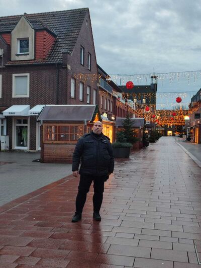  Ahaus,   Sacha, 51 ,   ,   