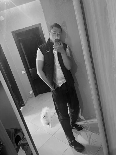  ,   Eduard, 27 ,   ,   