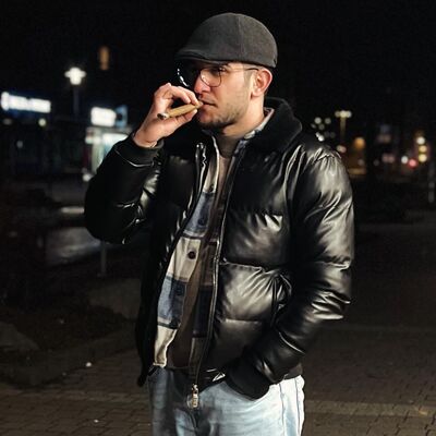  Essen,   , 25 ,   ,   