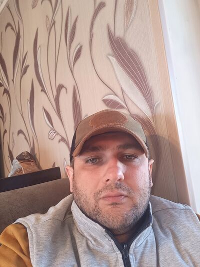  ,   Alik, 38 ,   ,   