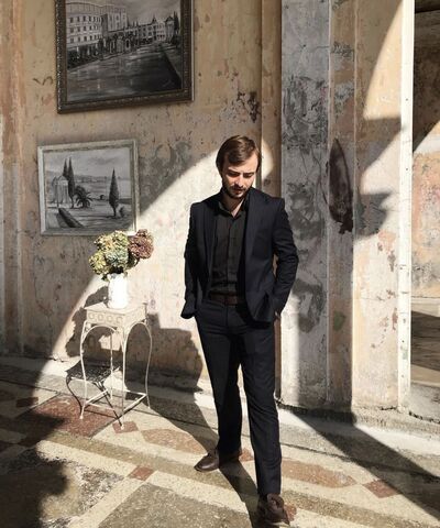  ,   Mikael, 28 ,  