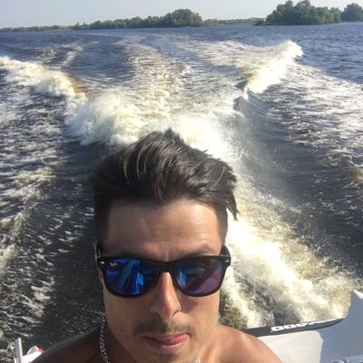  ,   Viktor, 38 ,   ,   , c 