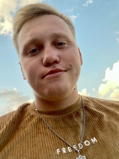  ,   Andre, 24 ,   ,   , c 