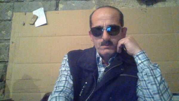  ,   Eldeniz, 53 ,     , c 