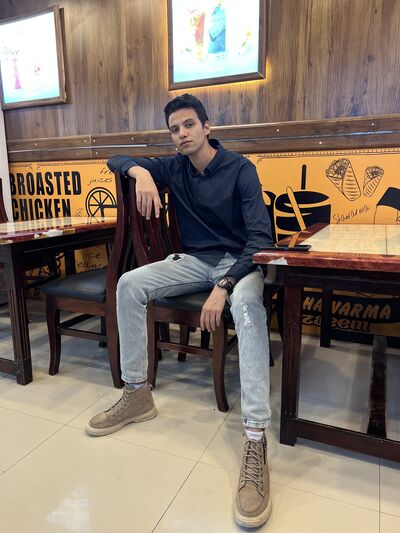  ,   Ahmed, 31 ,   ,   , c 
