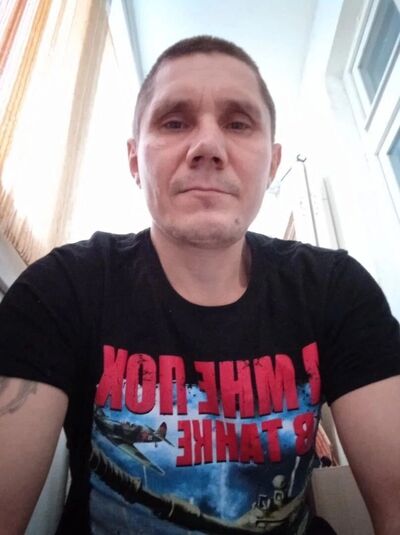  ,   Sergej, 44 ,   ,   , 